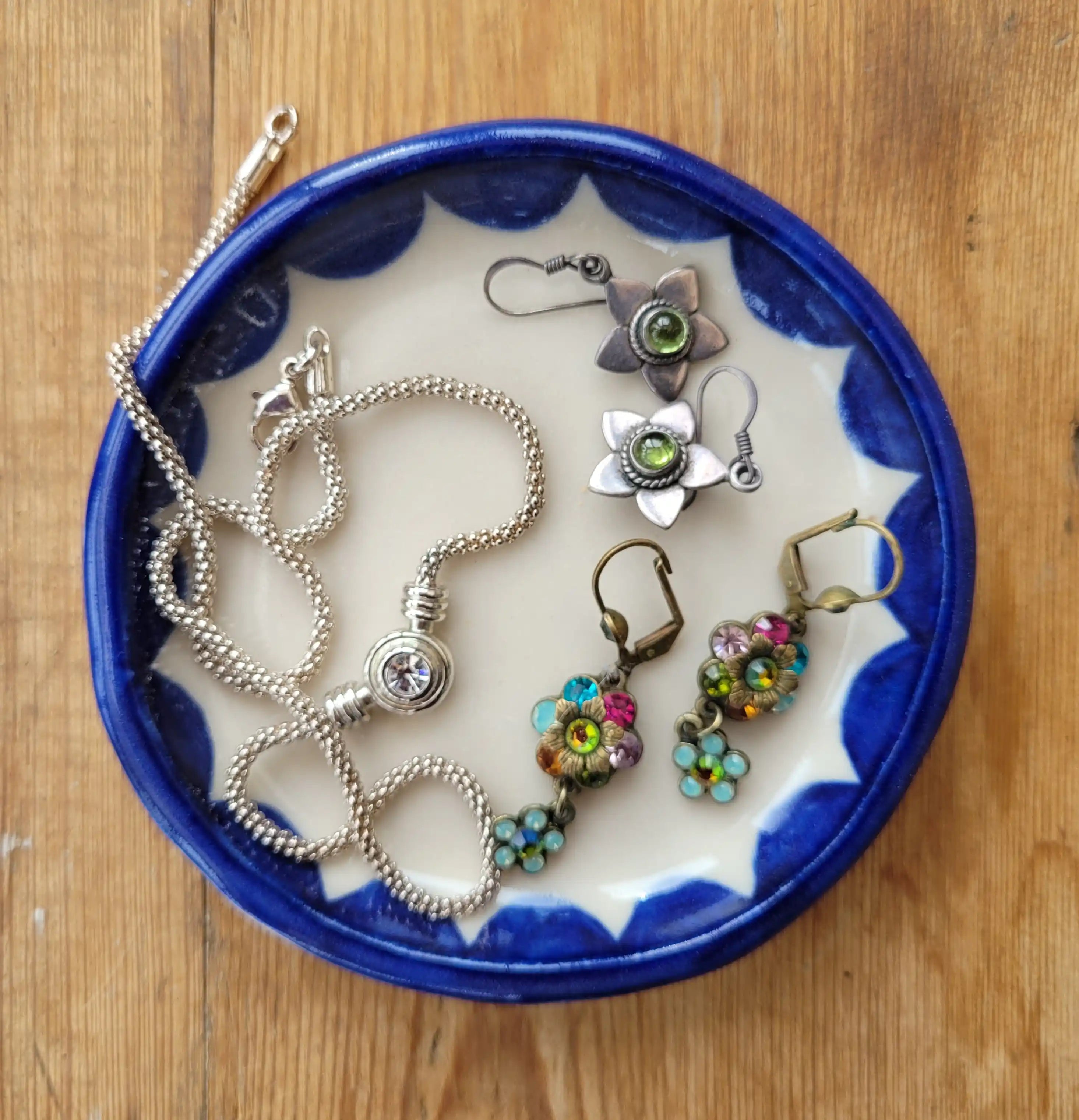 Handmade Ceramic Trinket Dish designed by lizzie mabley